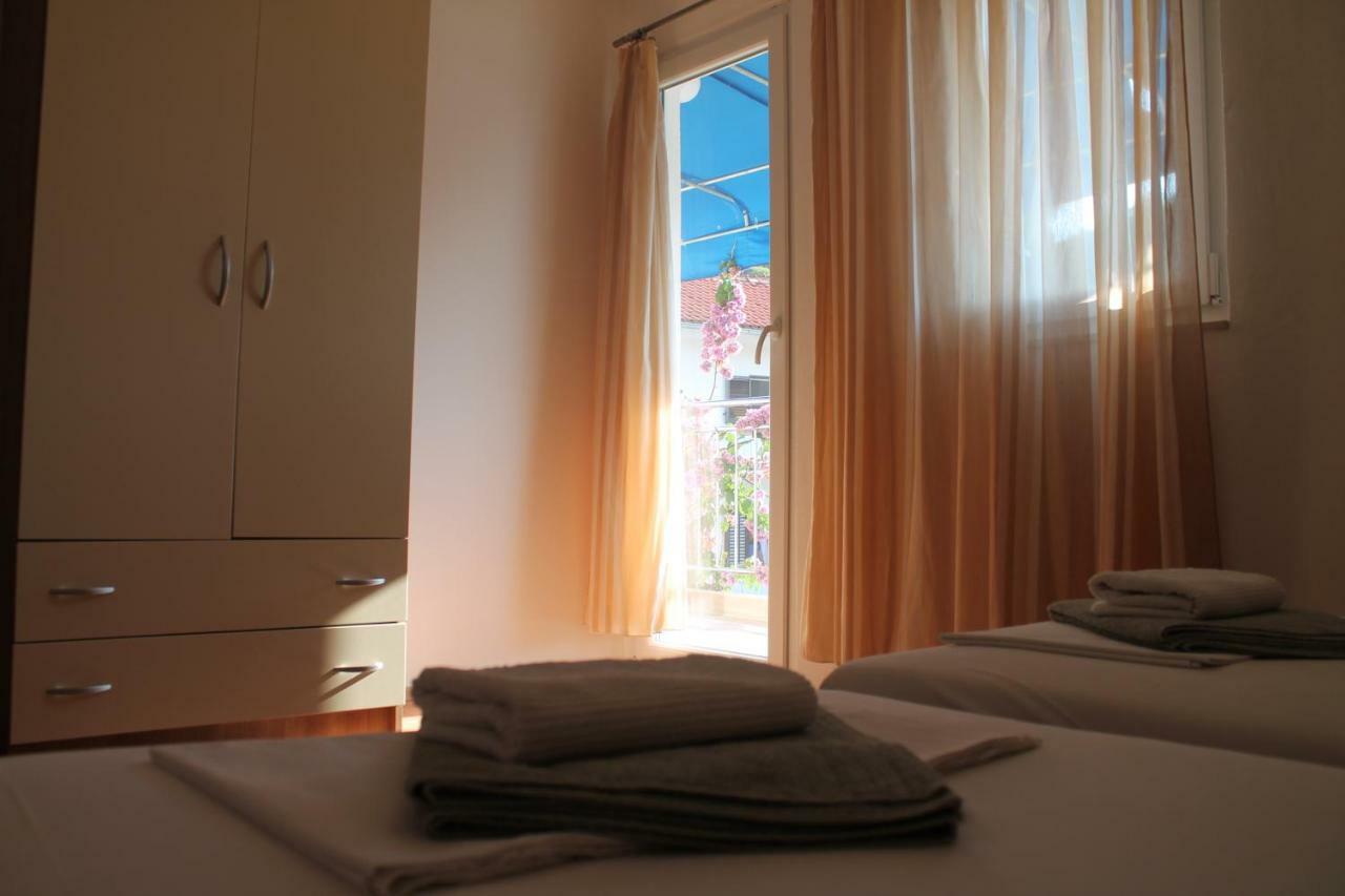 Ferienwohnung Covahouse Jelsa  Exterior foto