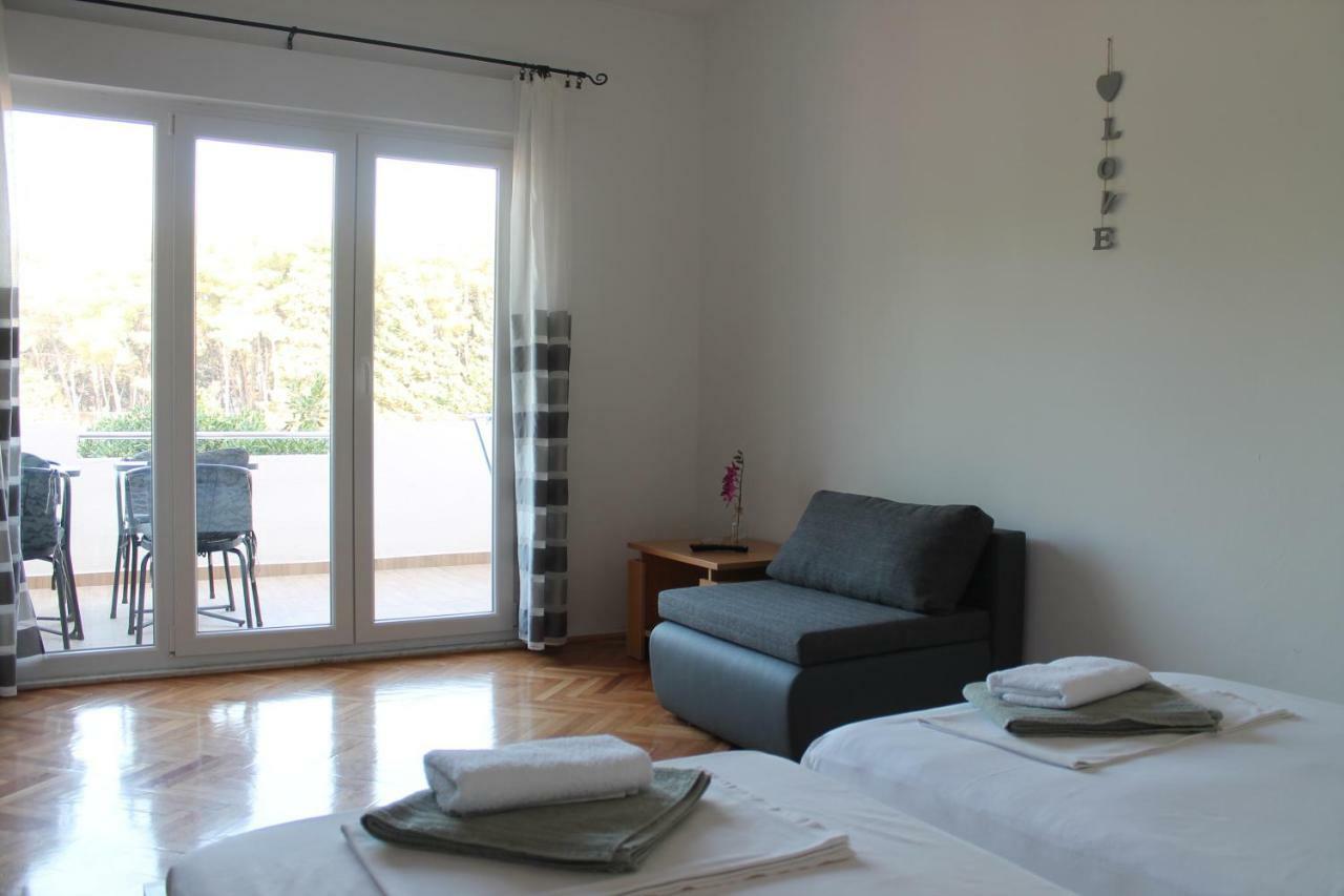 Ferienwohnung Covahouse Jelsa  Exterior foto