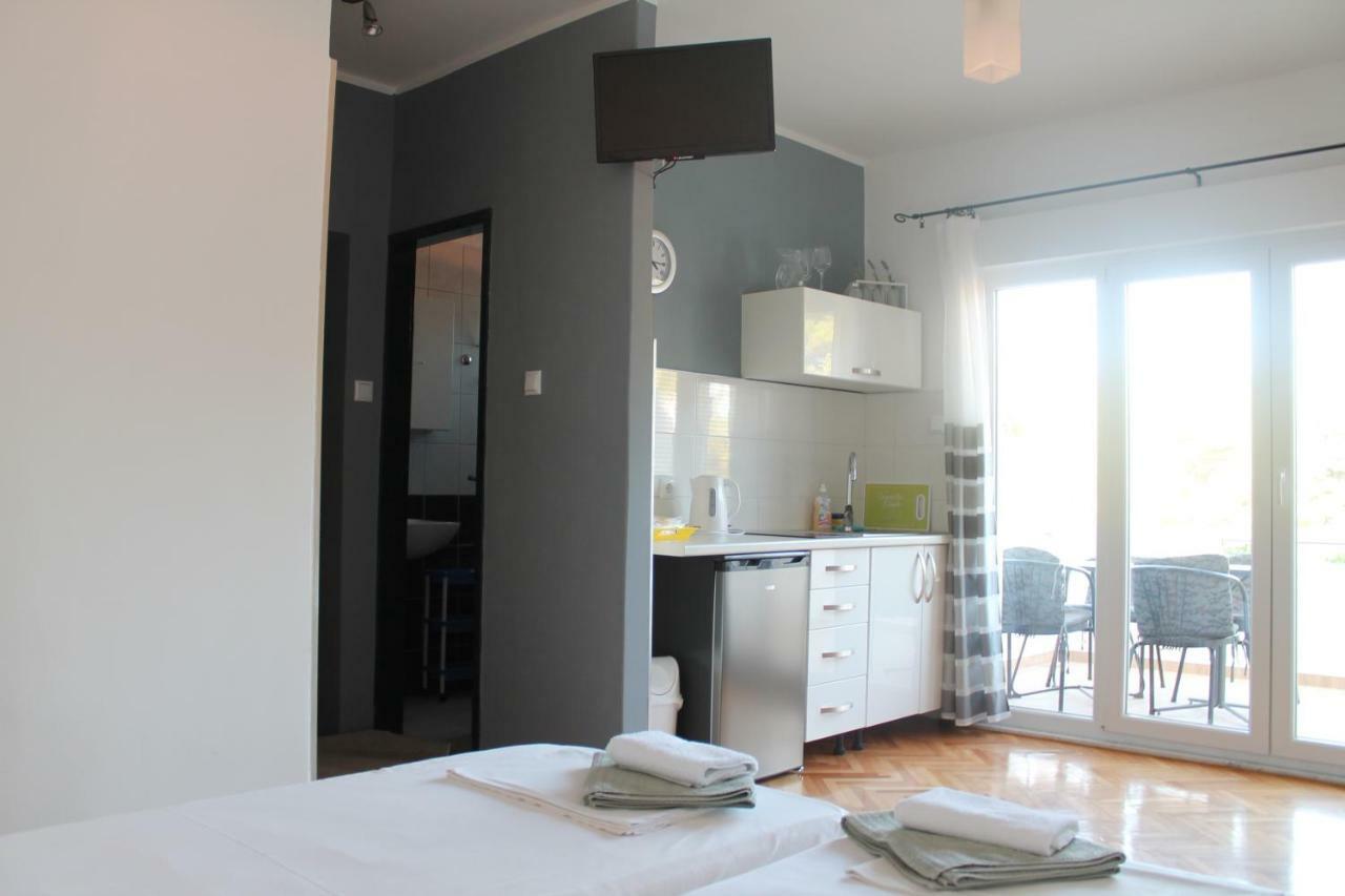 Ferienwohnung Covahouse Jelsa  Exterior foto