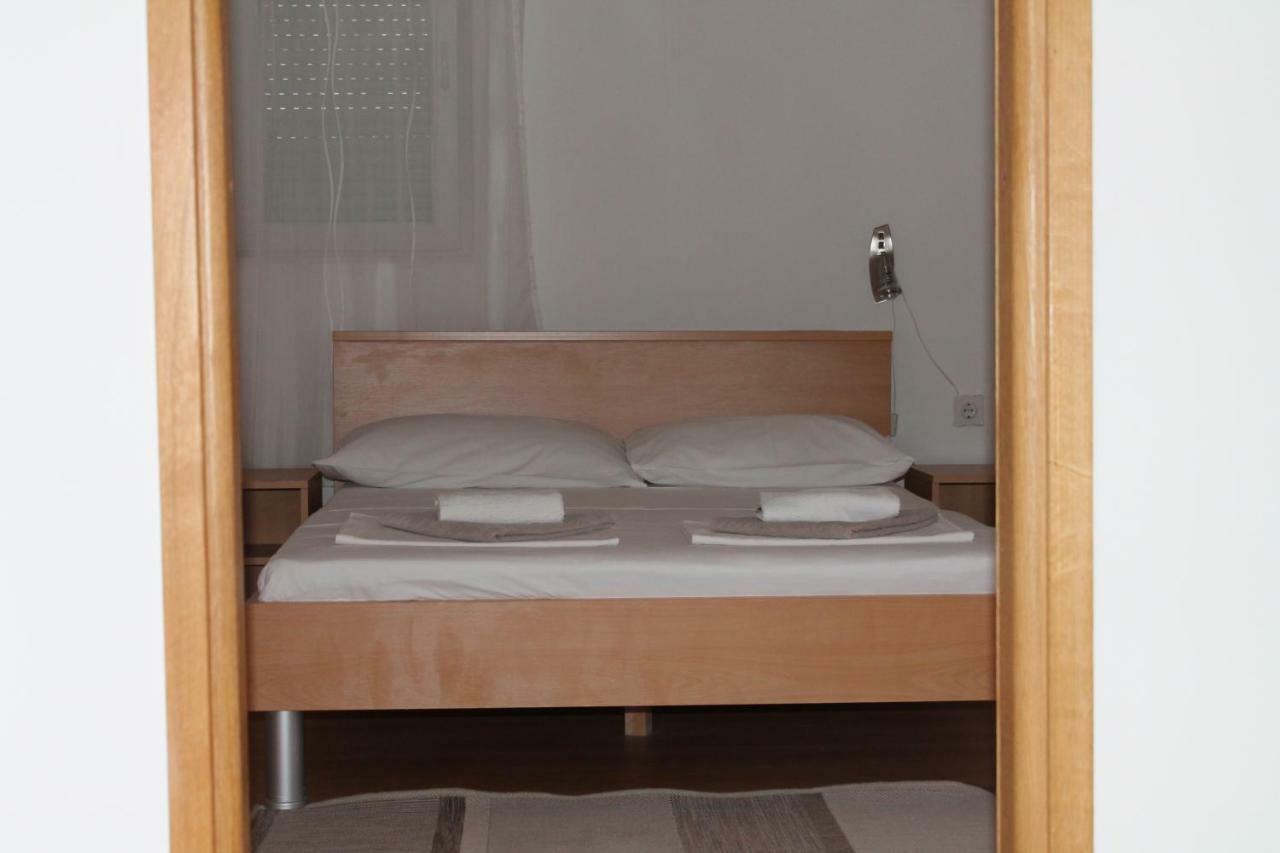 Ferienwohnung Covahouse Jelsa  Exterior foto